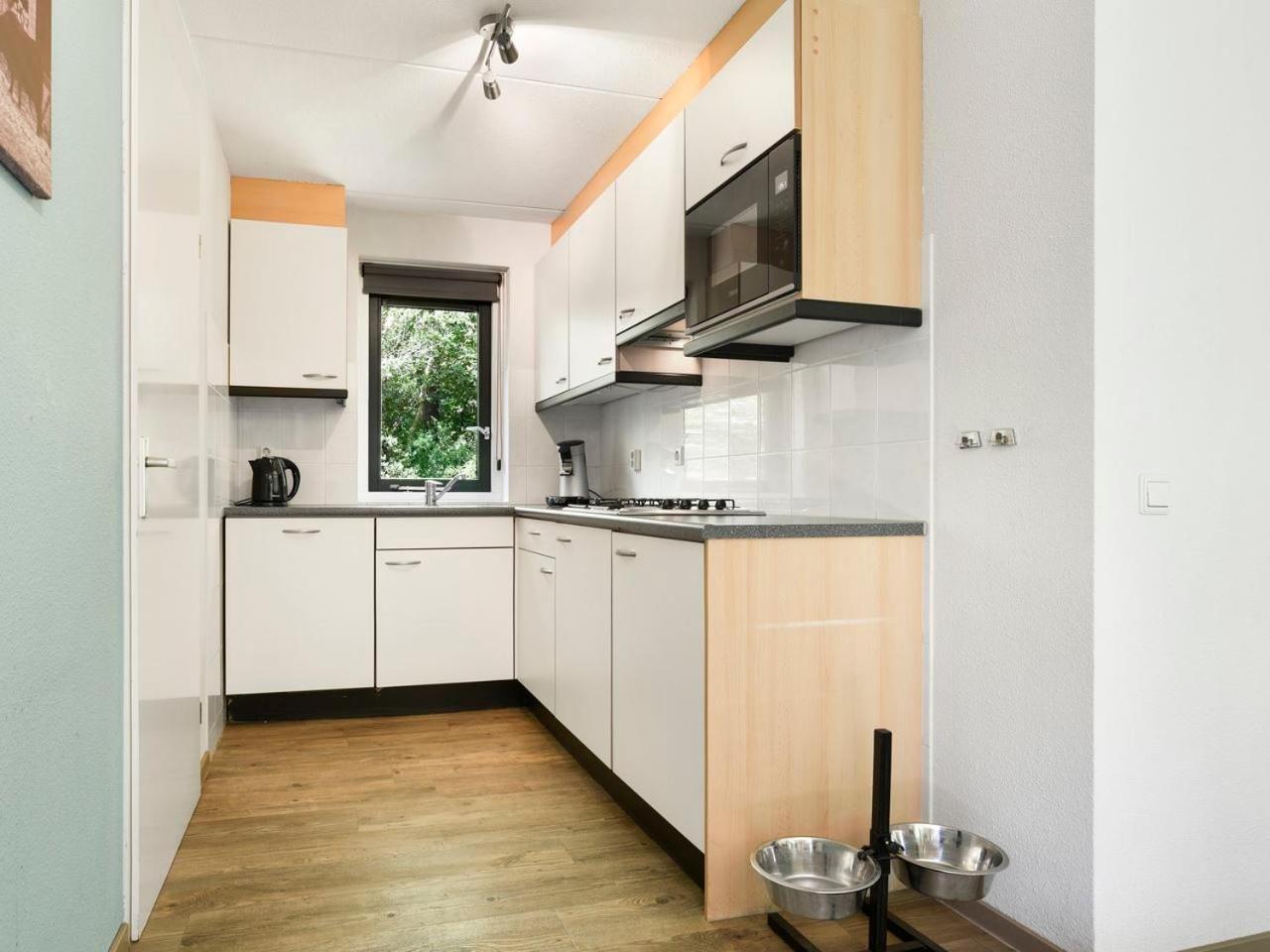 Luxury 4-Person Bungalow In The Holiday Park Landal Twenhaarsveld Holten Phòng bức ảnh