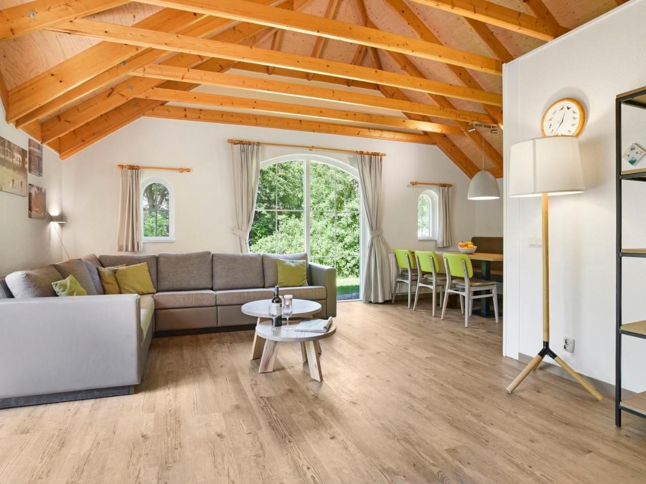 Luxury 4-Person Bungalow In The Holiday Park Landal Twenhaarsveld Holten Phòng bức ảnh